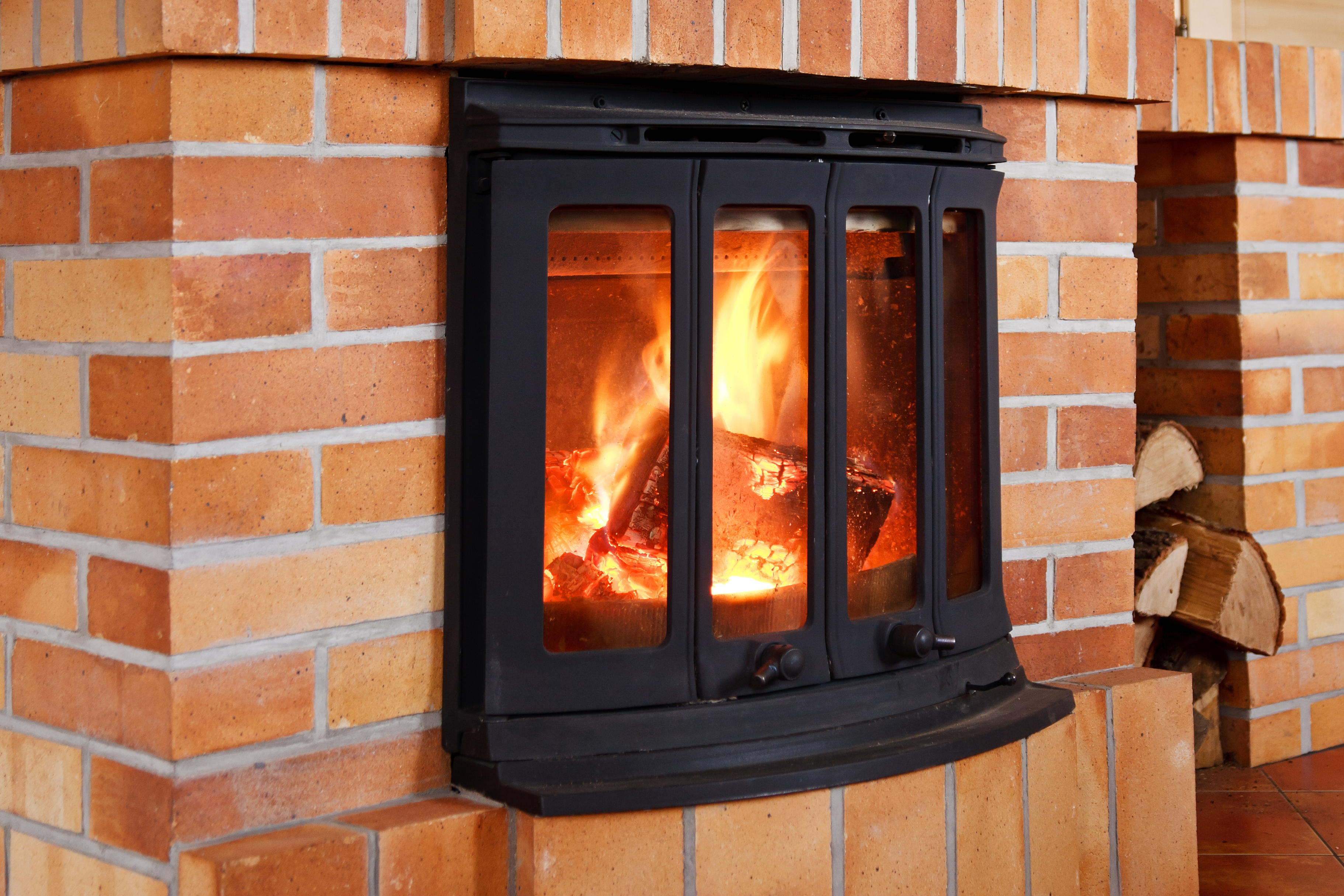 Brick & Flame wood stove by Mr. Energy 
